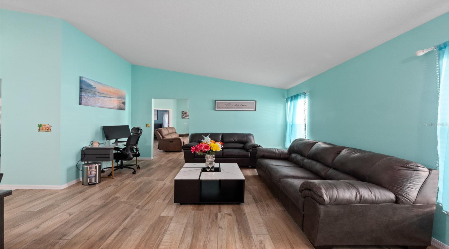 DAVENPORT, Florida 33896, 4 Bedrooms Bedrooms, ,3 BathroomsBathrooms,Residential,For Sale,SANDY RIDGE,0,MFRO6342621