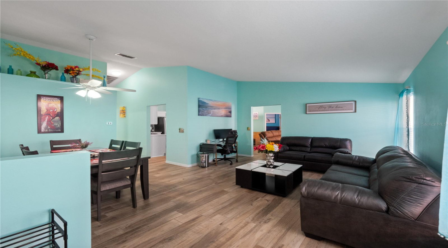 DAVENPORT, Florida 33896, 4 Bedrooms Bedrooms, ,3 BathroomsBathrooms,Residential,For Sale,SANDY RIDGE,0,MFRO6342621