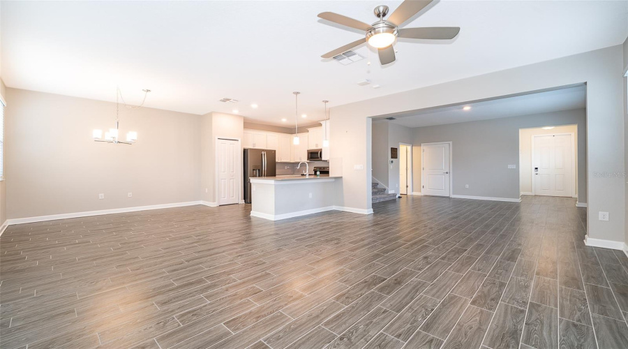 DAVENPORT, Florida 33896, 4 Bedrooms Bedrooms, ,3 BathroomsBathrooms,Residential,For Sale,PAYNE STEWART,0,MFRO6341046
