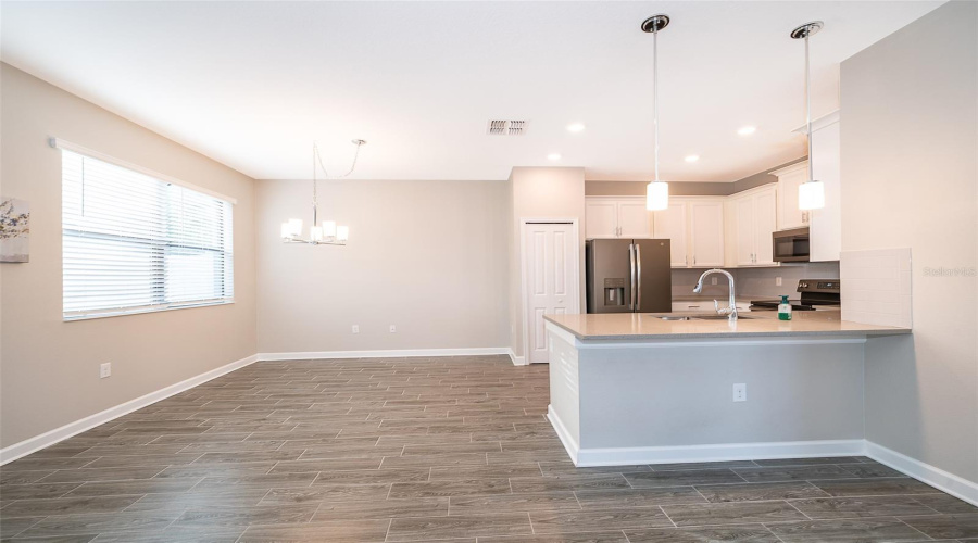 DAVENPORT, Florida 33896, 4 Bedrooms Bedrooms, ,3 BathroomsBathrooms,Residential,For Sale,PAYNE STEWART,0,MFRO6341046