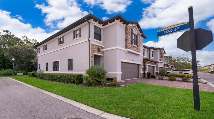 DAVENPORT, Florida 33896, 4 Bedrooms Bedrooms, ,3 BathroomsBathrooms,Residential,For Sale,PAYNE STEWART,0,MFRO6341046