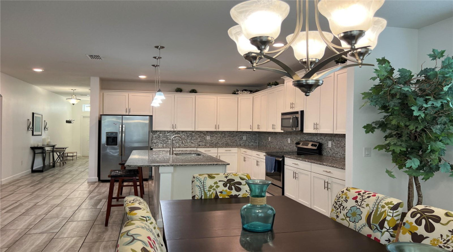 KISSIMMEE, Florida 34746, 6 Bedrooms Bedrooms, ,5 BathroomsBathrooms,Residential,For Sale,SLEEPY HOLLOW,0,MFRO6341605