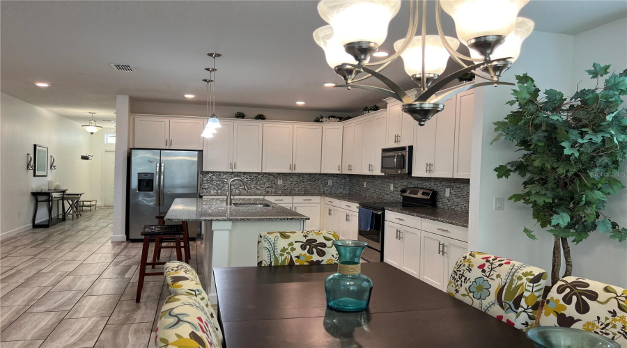 KISSIMMEE, Florida 34746, 6 Bedrooms Bedrooms, ,5 BathroomsBathrooms,Residential,For Sale,SLEEPY HOLLOW,0,MFRO6341605