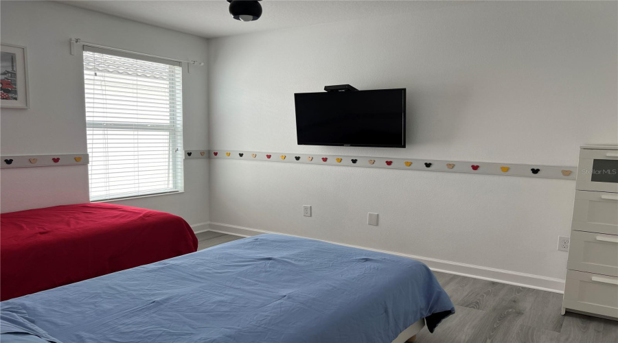 KISSIMMEE, Florida 34746, 6 Bedrooms Bedrooms, ,5 BathroomsBathrooms,Residential,For Sale,SLEEPY HOLLOW,0,MFRO6341605