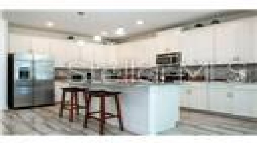 KISSIMMEE, Florida 34746, 6 Bedrooms Bedrooms, ,5 BathroomsBathrooms,Residential,For Sale,SLEEPY HOLLOW,0,MFRO6341605