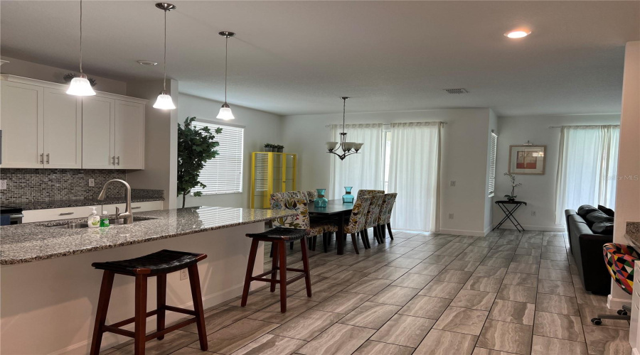 KISSIMMEE, Florida 34746, 6 Bedrooms Bedrooms, ,5 BathroomsBathrooms,Residential,For Sale,SLEEPY HOLLOW,0,MFRO6341605