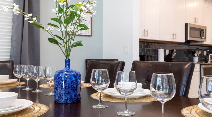 KISSIMMEE, Florida 34746, 6 Bedrooms Bedrooms, ,5 BathroomsBathrooms,Residential,For Sale,SCENE,0,MFRO6342886