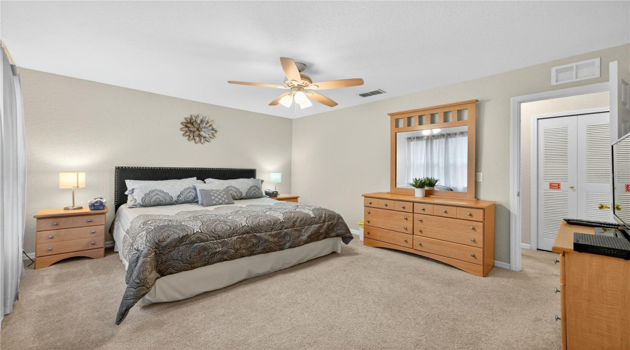DAVENPORT, Florida 33897, 3 Bedrooms Bedrooms, ,2 BathroomsBathrooms,Residential,For Sale,CALABRIA AVENUE,0,MFRO6342966