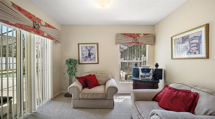 Master Bedroom sitting area