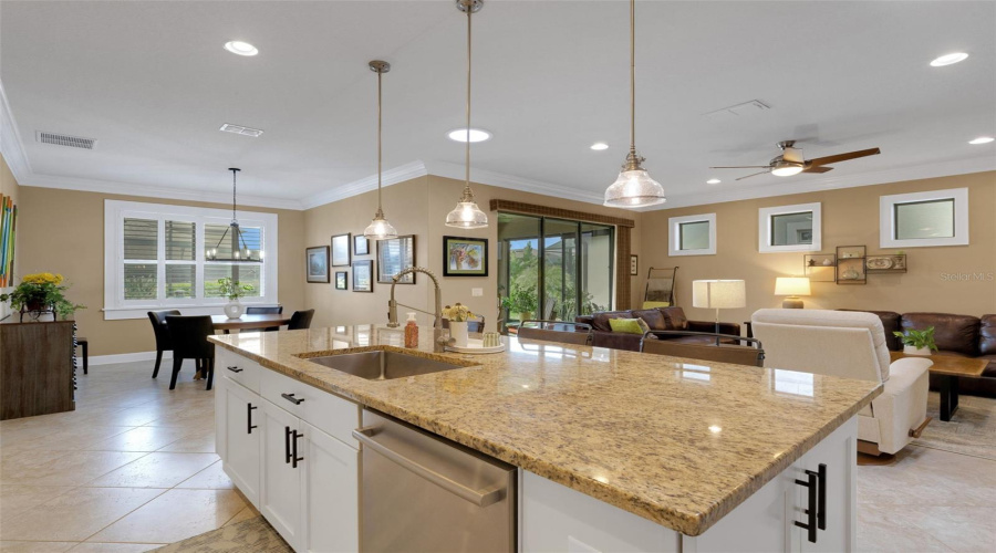 DAVENPORT, Florida 33837, 2 Bedrooms Bedrooms, ,2 BathroomsBathrooms,Residential,For Sale,ASTURIAS,0,MFRS5134039