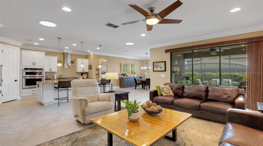 DAVENPORT, Florida 33837, 2 Bedrooms Bedrooms, ,2 BathroomsBathrooms,Residential,For Sale,ASTURIAS,0,MFRS5134039