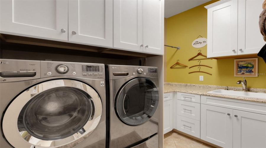 DAVENPORT, Florida 33837, 2 Bedrooms Bedrooms, ,2 BathroomsBathrooms,Residential,For Sale,ASTURIAS,0,MFRS5134039