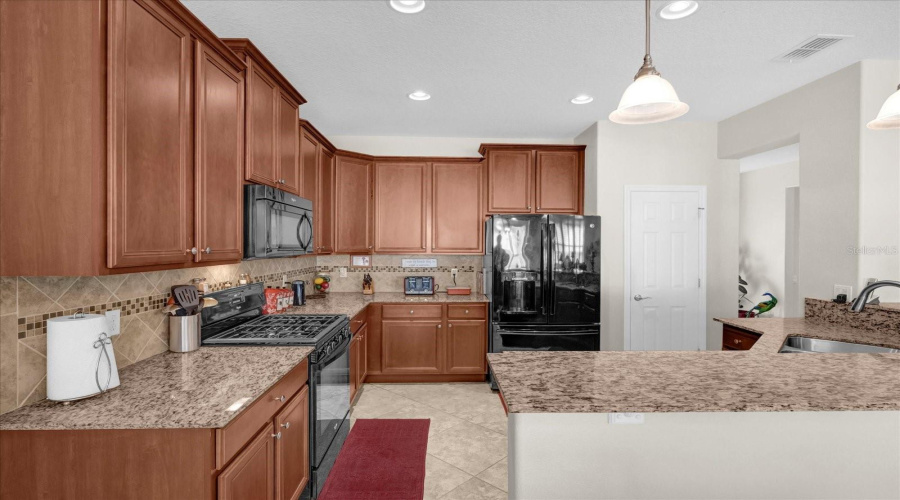 DAVENPORT, Florida 33837, 2 Bedrooms Bedrooms, ,2 BathroomsBathrooms,Residential,For Sale,GRANDE,0,MFRO6342915