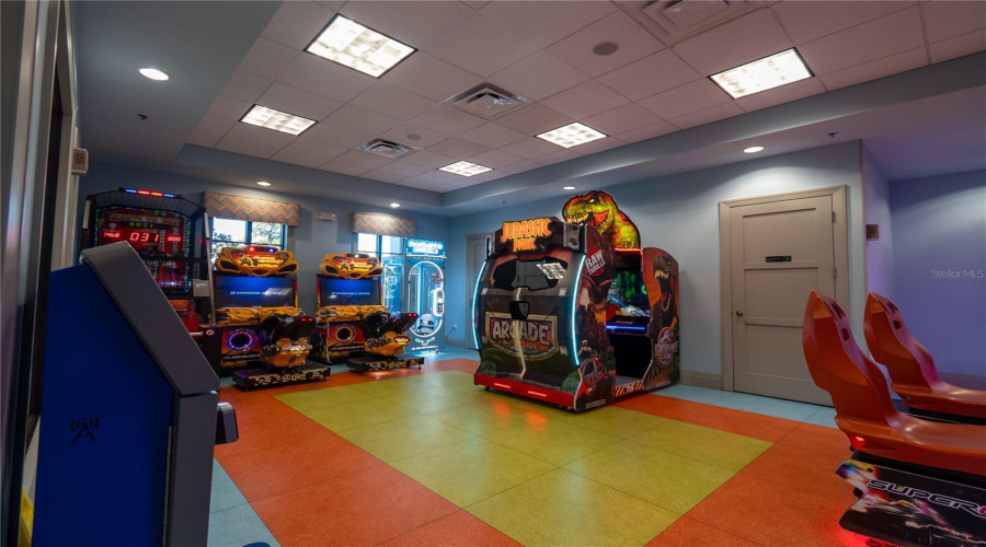 Oasis Club arcade