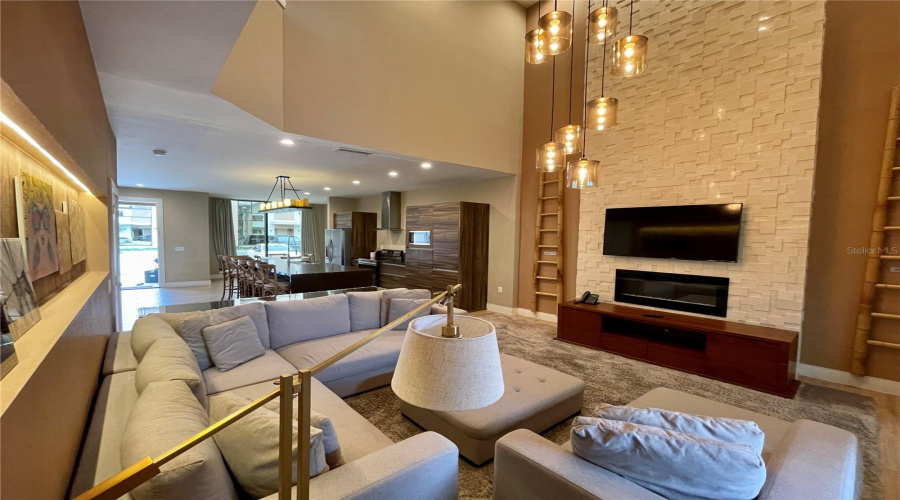 KISSIMMEE, Florida 34747, 4 Bedrooms Bedrooms, ,4 BathroomsBathrooms,Residential,For Sale,BROOKLYN,0,MFRO6342014