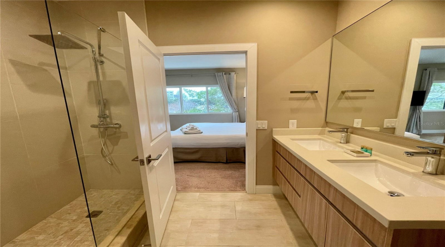 KISSIMMEE, Florida 34747, 4 Bedrooms Bedrooms, ,4 BathroomsBathrooms,Residential,For Sale,BROOKLYN,0,MFRO6342014