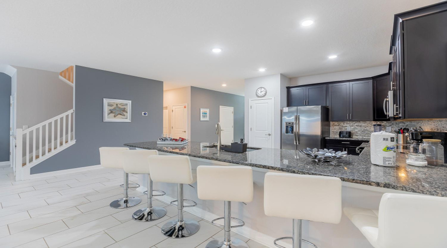 DAVENPORT, Florida 33896, 8 Bedrooms Bedrooms, ,5 BathroomsBathrooms,Residential,For Sale,HAZARD,0,MFRO6223945