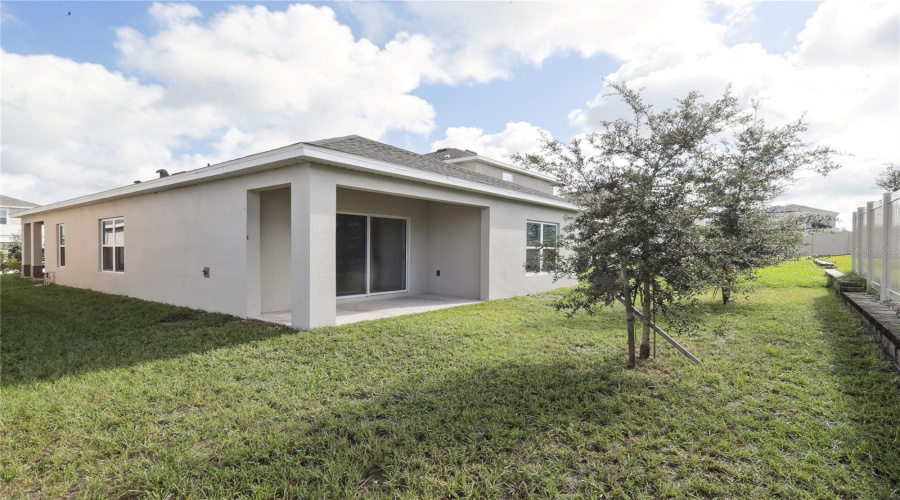 DAVENPORT, Florida 33837, 4 Bedrooms Bedrooms, ,2 BathroomsBathrooms,Residential,For Sale,SWAN SWIM,0,MFRO6342530
