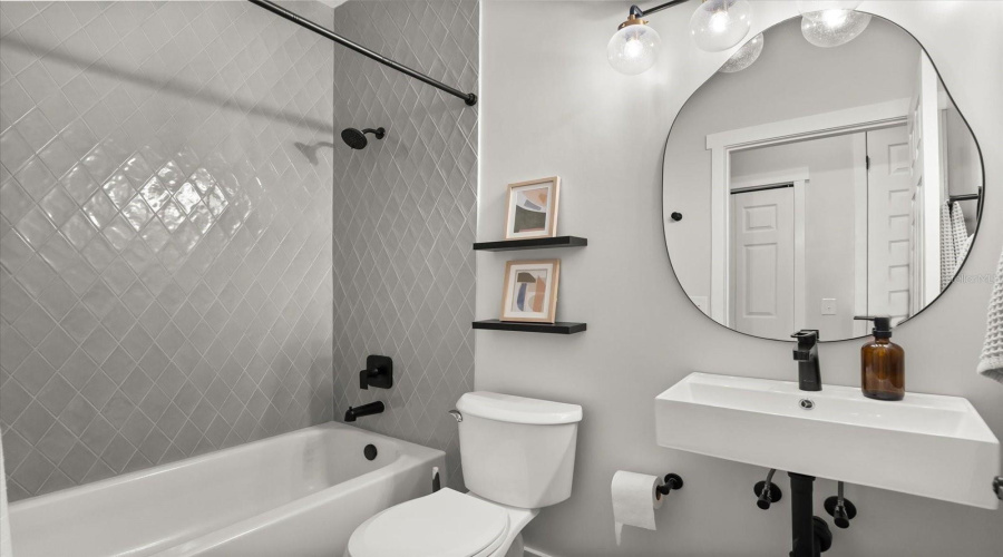 DAVENPORT, Florida 33896, 4 Bedrooms Bedrooms, ,3 BathroomsBathrooms,Residential,For Sale,BALMORAL,0,MFRO6343122