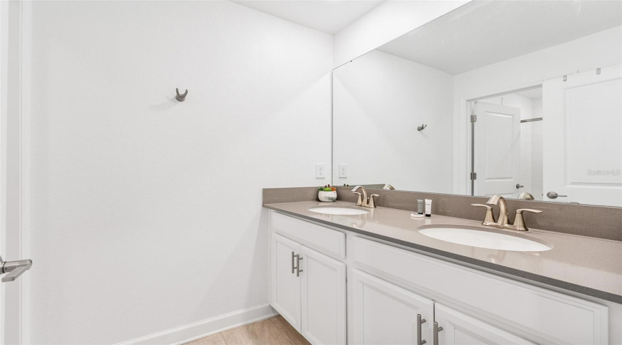 KISSIMMEE, Florida 34746, 4 Bedrooms Bedrooms, ,3 BathroomsBathrooms,Residential,For Sale,PENELOPE,0,MFRO6342487