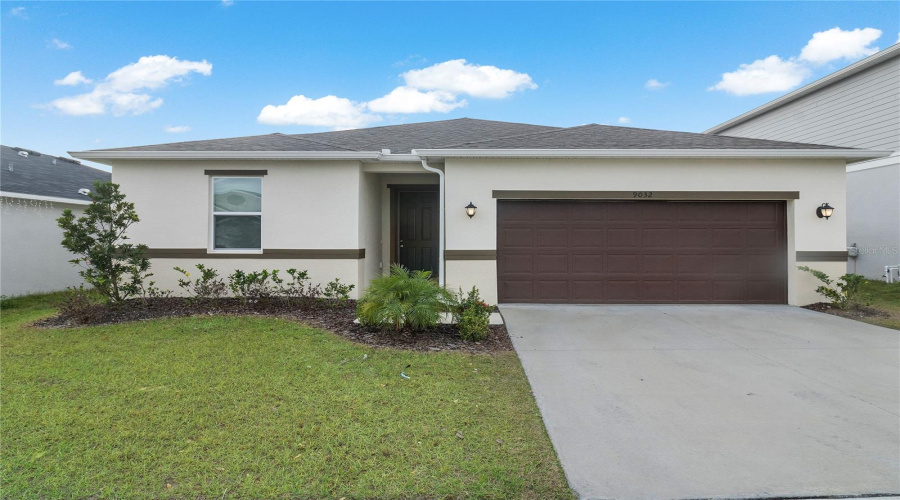 DAVENPORT, Florida 33896, 4 Bedrooms Bedrooms, ,2 BathroomsBathrooms,Residential,For Sale,HOOTON,0,MFRS5134382