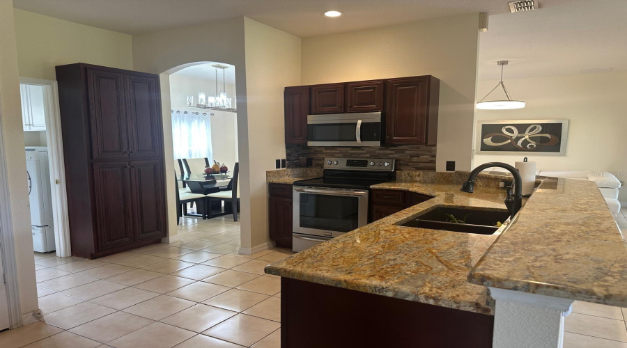 KISSIMMEE, Florida 34746, 3 Bedrooms Bedrooms, ,2 BathroomsBathrooms,Residential,For Sale,BOUGAINVILLEA,0,MFRS5134207