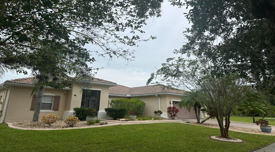 KISSIMMEE, Florida 34746, 3 Bedrooms Bedrooms, ,2 BathroomsBathrooms,Residential,For Sale,BOUGAINVILLEA,0,MFRS5134207