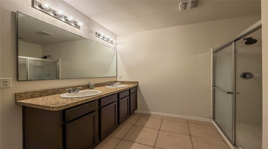 DAVENPORT, Florida 33837, 3 Bedrooms Bedrooms, ,2 BathroomsBathrooms,Residential,For Sale,HAMLET,0,MFRS5134405