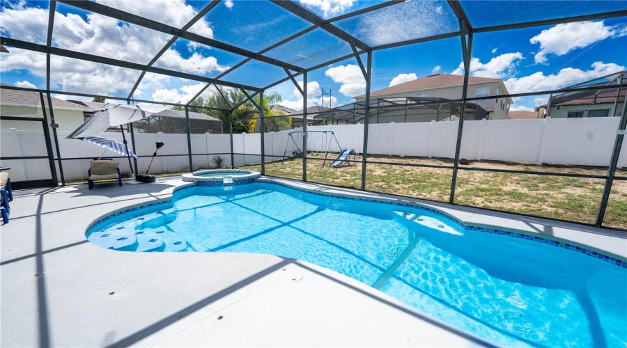 DAVENPORT, Florida 33896, 5 Bedrooms Bedrooms, ,4 BathroomsBathrooms,Residential,For Sale,FOREST VIEW,0,MFRO6341921