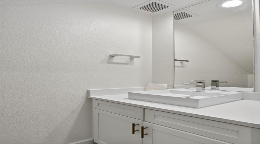 KISSIMMEE, Florida 34747, 4 Bedrooms Bedrooms, ,4 BathroomsBathrooms,Residential,For Sale,SUNRISE SHORES,0,MFRO6342818