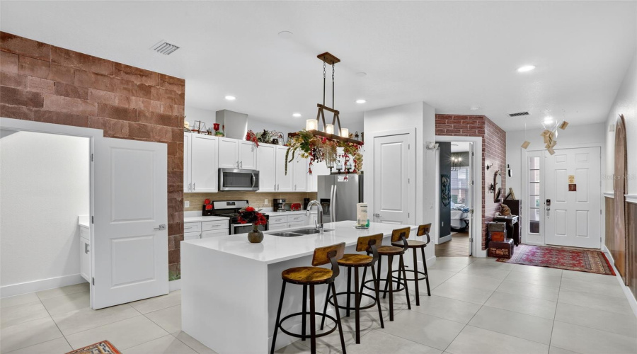 KISSIMMEE, Florida 34747, 4 Bedrooms Bedrooms, ,4 BathroomsBathrooms,Residential,For Sale,SUNRISE SHORES,0,MFRO6342818