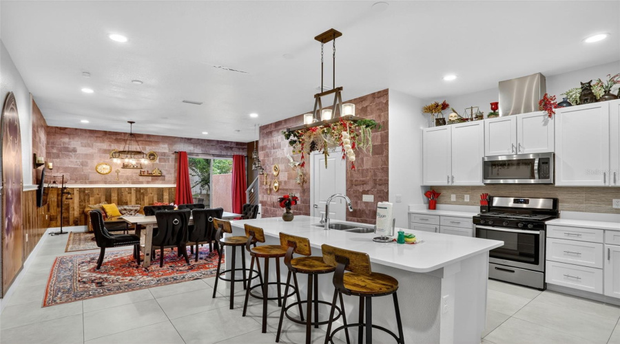 KISSIMMEE, Florida 34747, 4 Bedrooms Bedrooms, ,4 BathroomsBathrooms,Residential,For Sale,SUNRISE SHORES,0,MFRO6342818