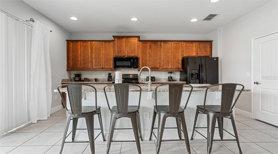 KISSIMMEE, Florida 34747, 5 Bedrooms Bedrooms, ,5 BathroomsBathrooms,Residential,For Sale,MARKER,0,MFRO6338714