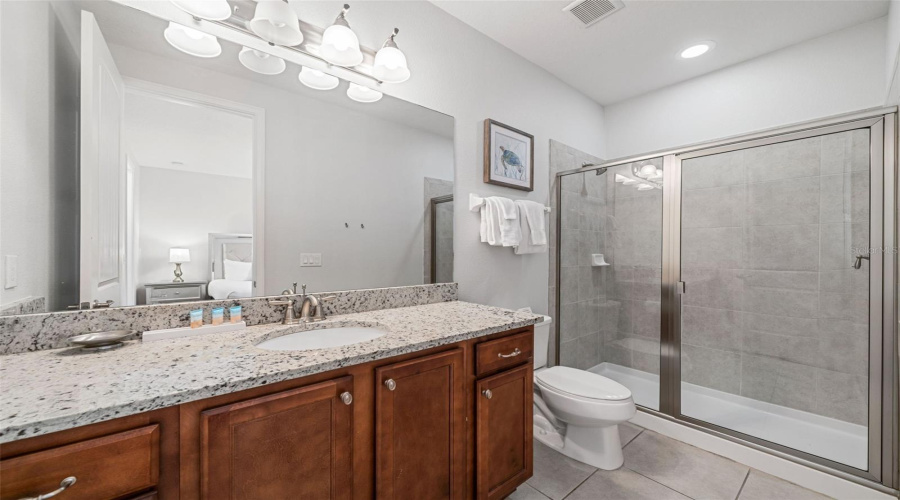 KISSIMMEE, Florida 34747, 5 Bedrooms Bedrooms, ,5 BathroomsBathrooms,Residential,For Sale,MARKER,0,MFRO6338714