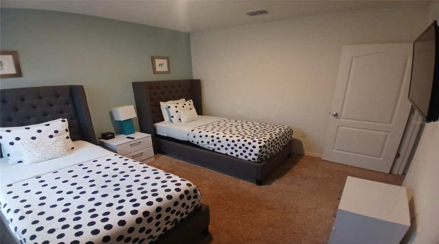 DAVENPORT, Florida 33837, 5 Bedrooms Bedrooms, ,4 BathroomsBathrooms,Residential,For Sale,WILDWOOD,0,MFRTB8426096