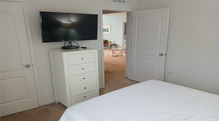 DAVENPORT, Florida 33837, 5 Bedrooms Bedrooms, ,4 BathroomsBathrooms,Residential,For Sale,WILDWOOD,0,MFRTB8426096