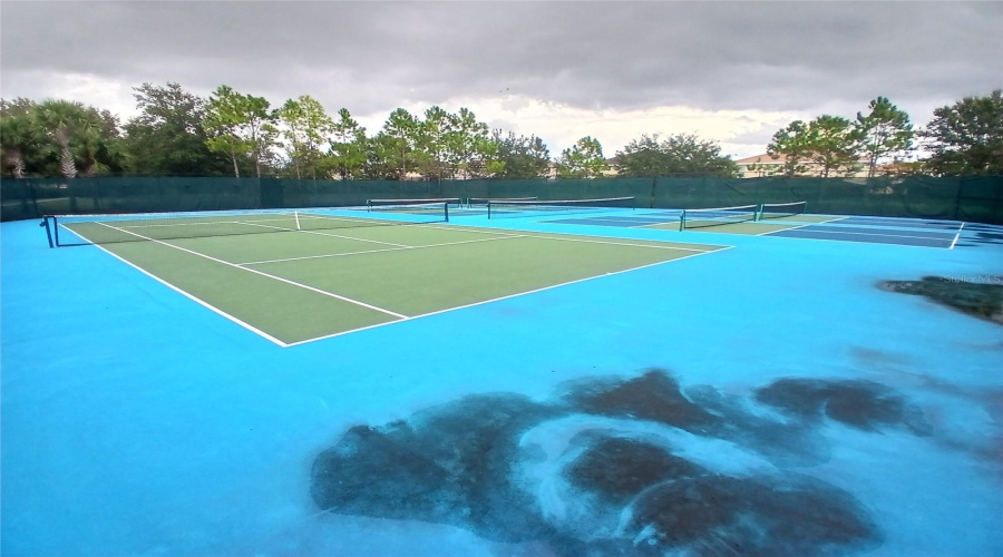 DAVENPORT, Florida 33837, 5 Bedrooms Bedrooms, ,4 BathroomsBathrooms,Residential,For Sale,WILDWOOD,0,MFRTB8426096