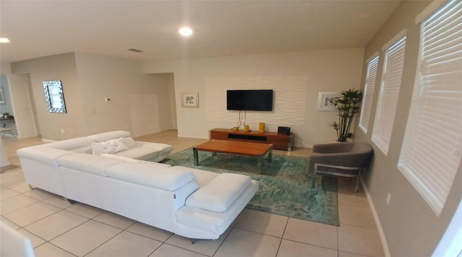 DAVENPORT, Florida 33837, 5 Bedrooms Bedrooms, ,4 BathroomsBathrooms,Residential,For Sale,WILDWOOD,0,MFRTB8426096