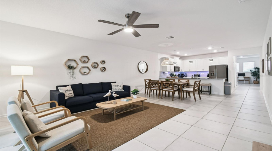 DAVENPORT, Florida 33896, 3 Bedrooms Bedrooms, ,2 BathroomsBathrooms,Residential,For Sale,CABOT CLIFFS,0,MFRO6342554