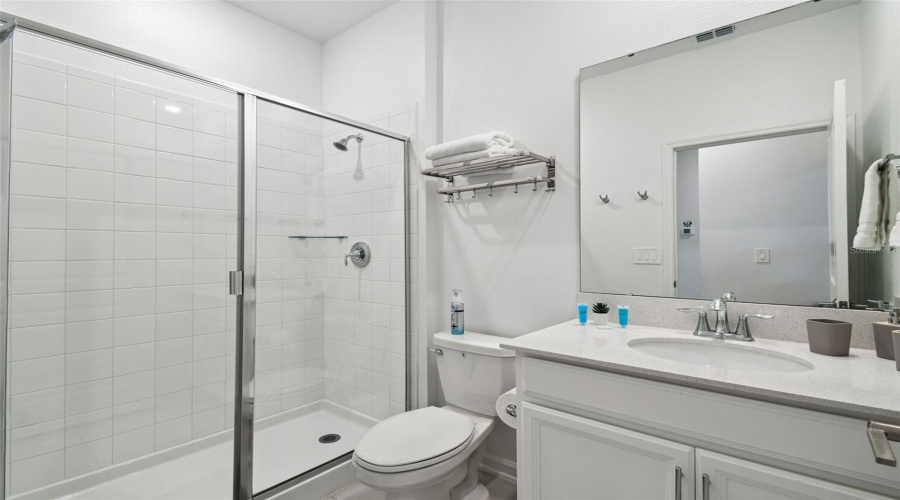 DAVENPORT, Florida 33896, 3 Bedrooms Bedrooms, ,2 BathroomsBathrooms,Residential,For Sale,CABOT CLIFFS,0,MFRO6342554