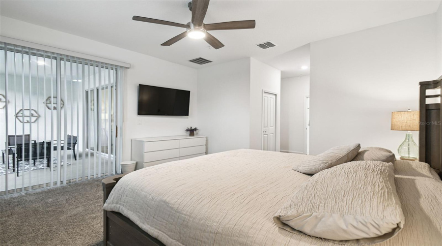 DAVENPORT, Florida 33896, 3 Bedrooms Bedrooms, ,2 BathroomsBathrooms,Residential,For Sale,CABOT CLIFFS,0,MFRO6342554