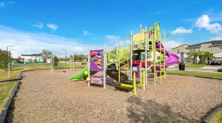 DAVENPORT, Florida 33896, 3 Bedrooms Bedrooms, ,2 BathroomsBathrooms,Residential,For Sale,CABOT CLIFFS,0,MFRO6342554
