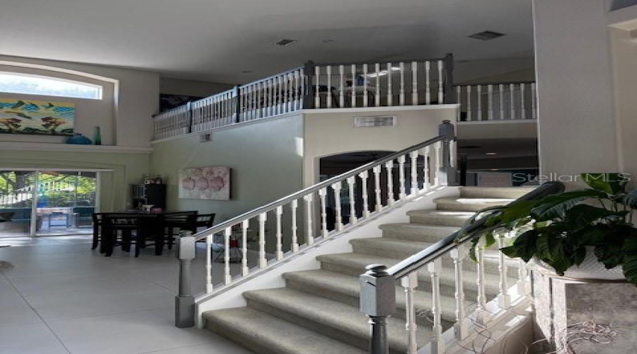 Split stairs