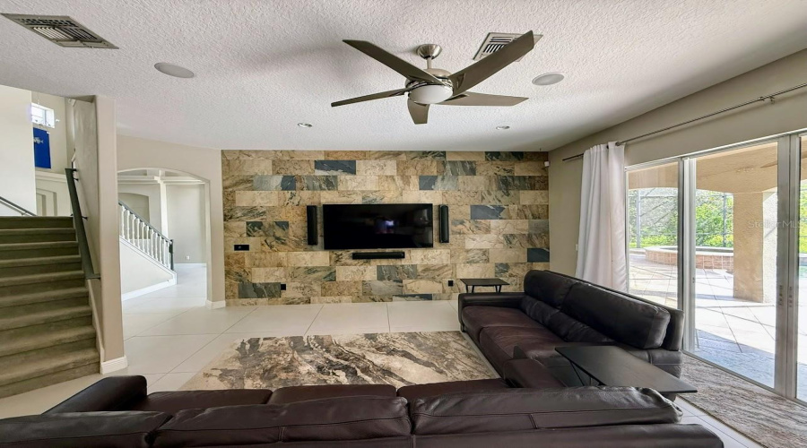 Family Room/Kitchen