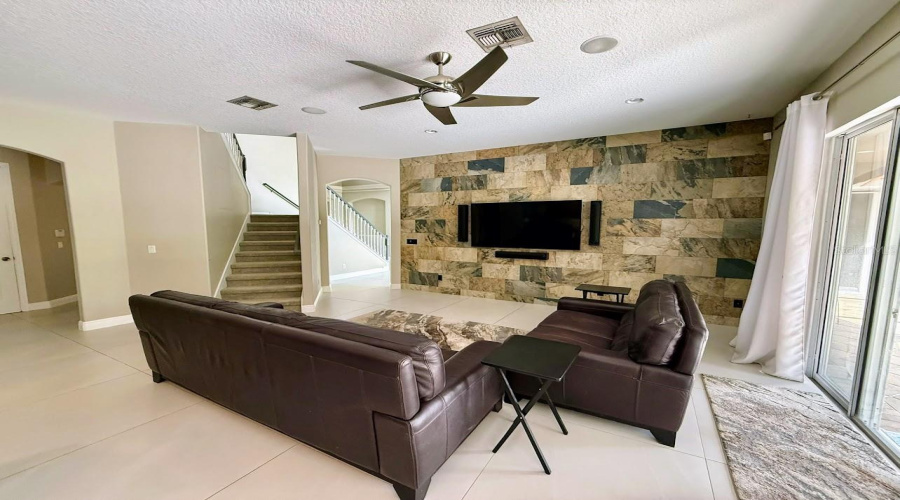 Family Room/Kitchen