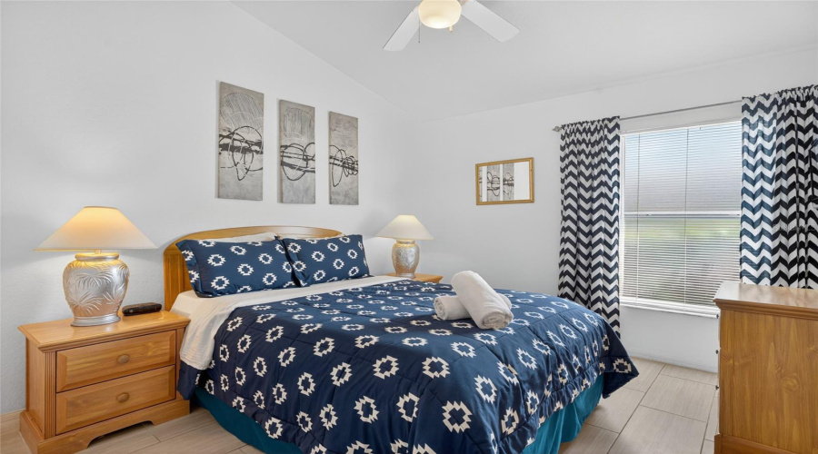 DAVENPORT, Florida 33896, 4 Bedrooms Bedrooms, ,3 BathroomsBathrooms,Residential,For Sale,WINDSOR,0,MFRS5134465