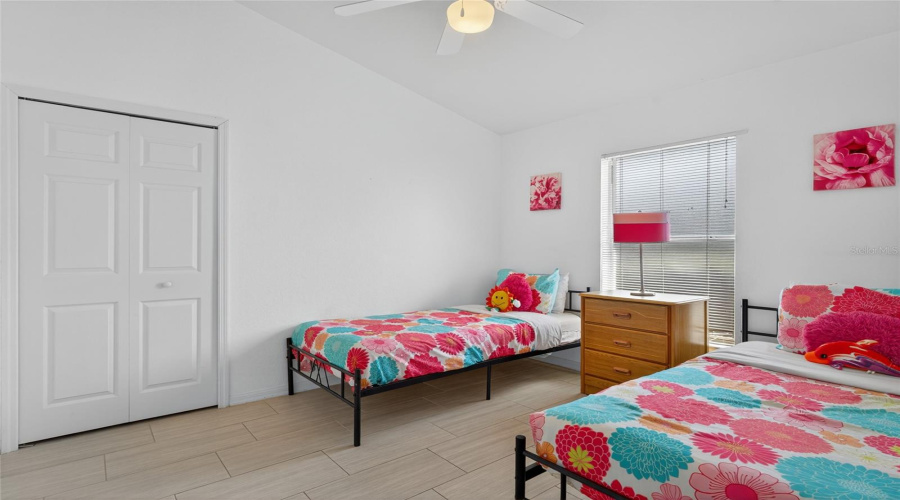 DAVENPORT, Florida 33896, 4 Bedrooms Bedrooms, ,3 BathroomsBathrooms,Residential,For Sale,WINDSOR,0,MFRS5134465