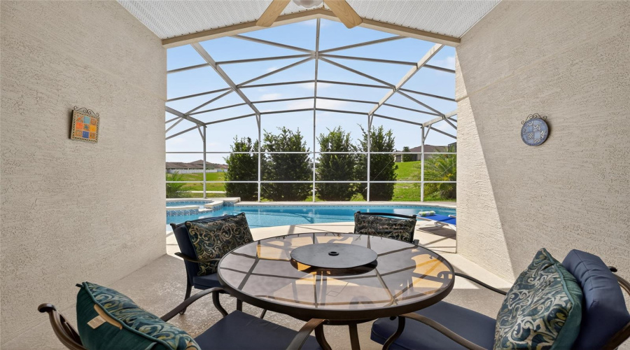 DAVENPORT, Florida 33896, 4 Bedrooms Bedrooms, ,3 BathroomsBathrooms,Residential,For Sale,WINDSOR,0,MFRS5134465
