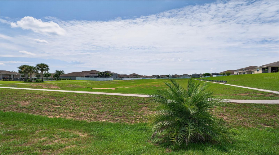 DAVENPORT, Florida 33896, 4 Bedrooms Bedrooms, ,3 BathroomsBathrooms,Residential,For Sale,WINDSOR,0,MFRS5134465