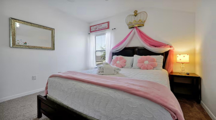 DAVENPORT, Florida 33837, 5 Bedrooms Bedrooms, ,3 BathroomsBathrooms,Residential,For Sale,CADIZ,0,MFRS5130592